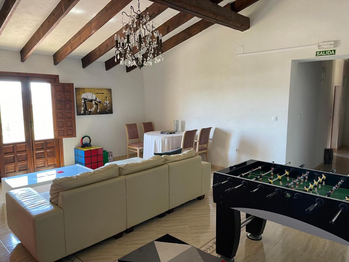 Гостьовий будинок Grapevine Manor Monovar Екстер'єр фото